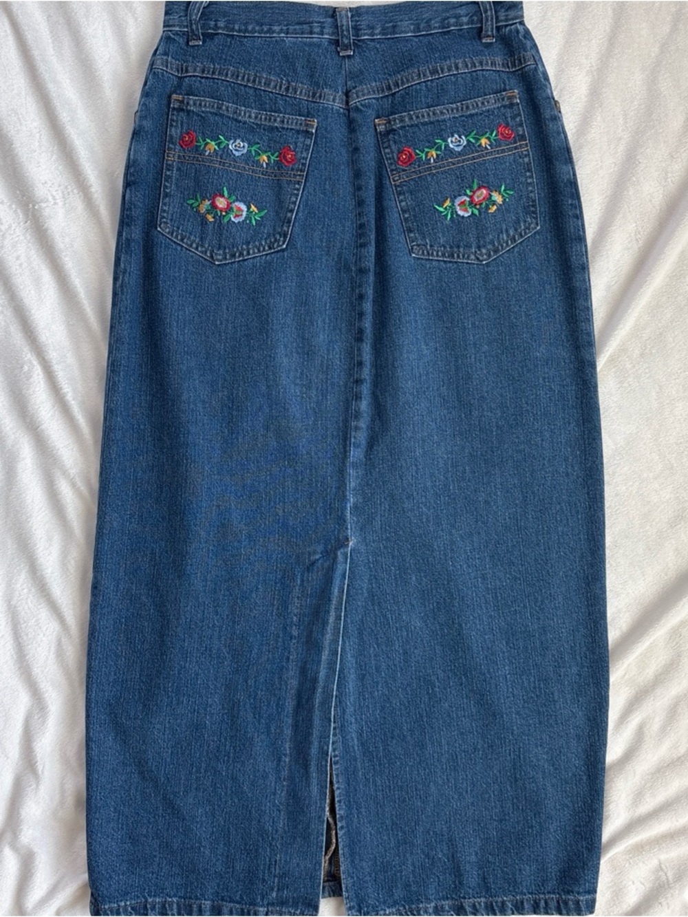 VTG Vivaldi Jeanswear Size 8 Floral Embroidered Denim Skirt High Waist 90s USA